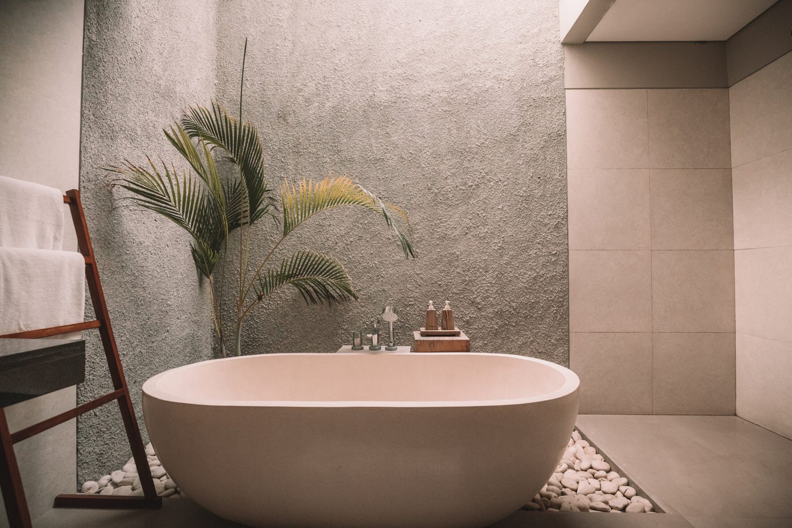 6 Upgrades for a Luxury Spa-Inspired Bathroom - LUXlife Magazine